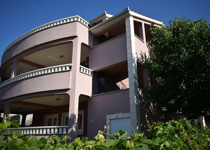 Apartments Bazina